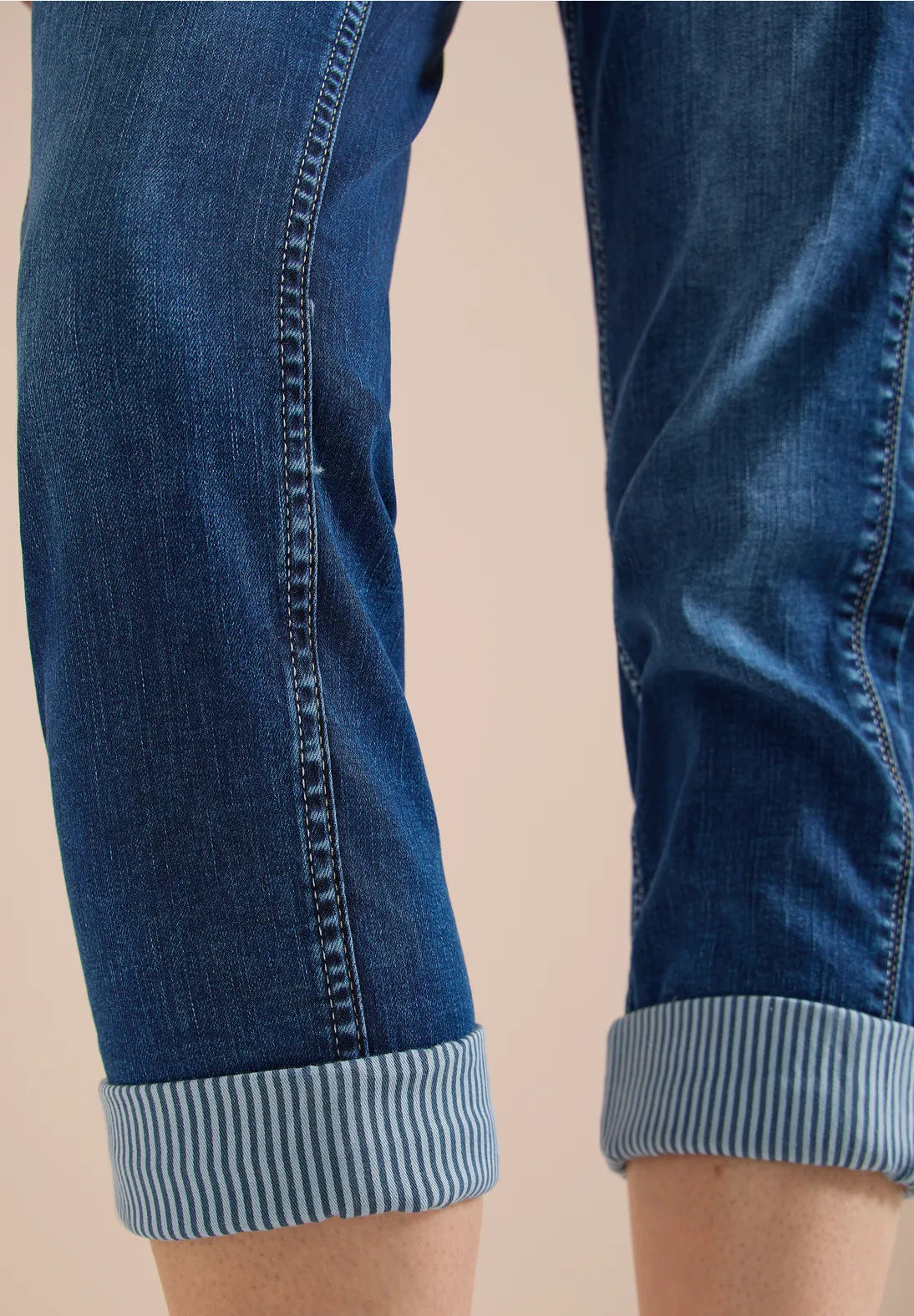 Cecil Scarlett Denim jeans In Mid Blue Wash Shirt