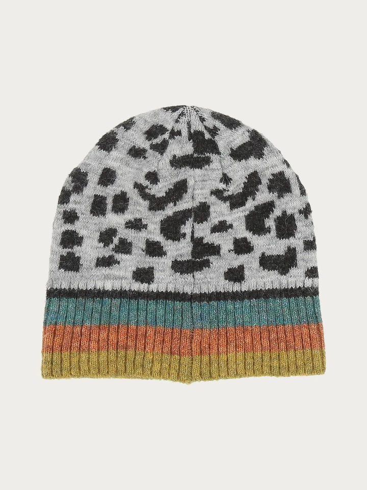 Knitted Beanie With Leo Design In Grey