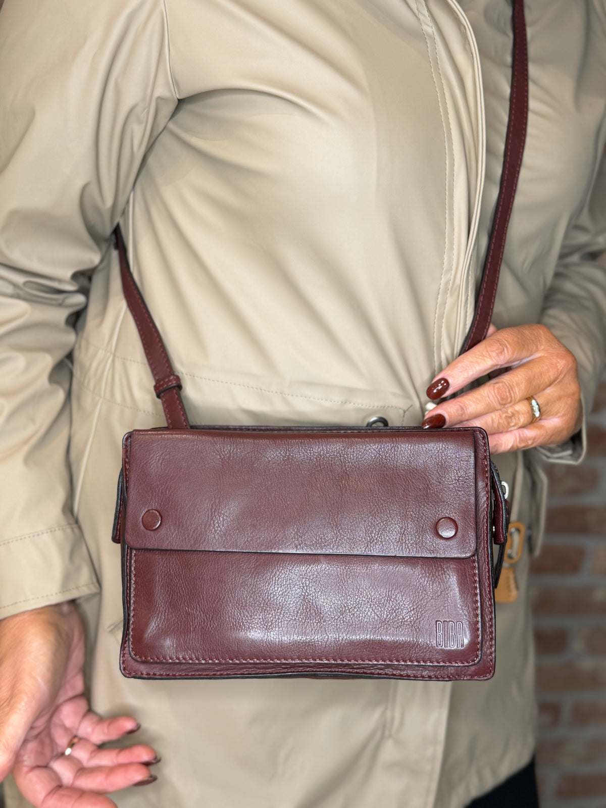 BIBA leather Murray Garnet Cross body bag in wine