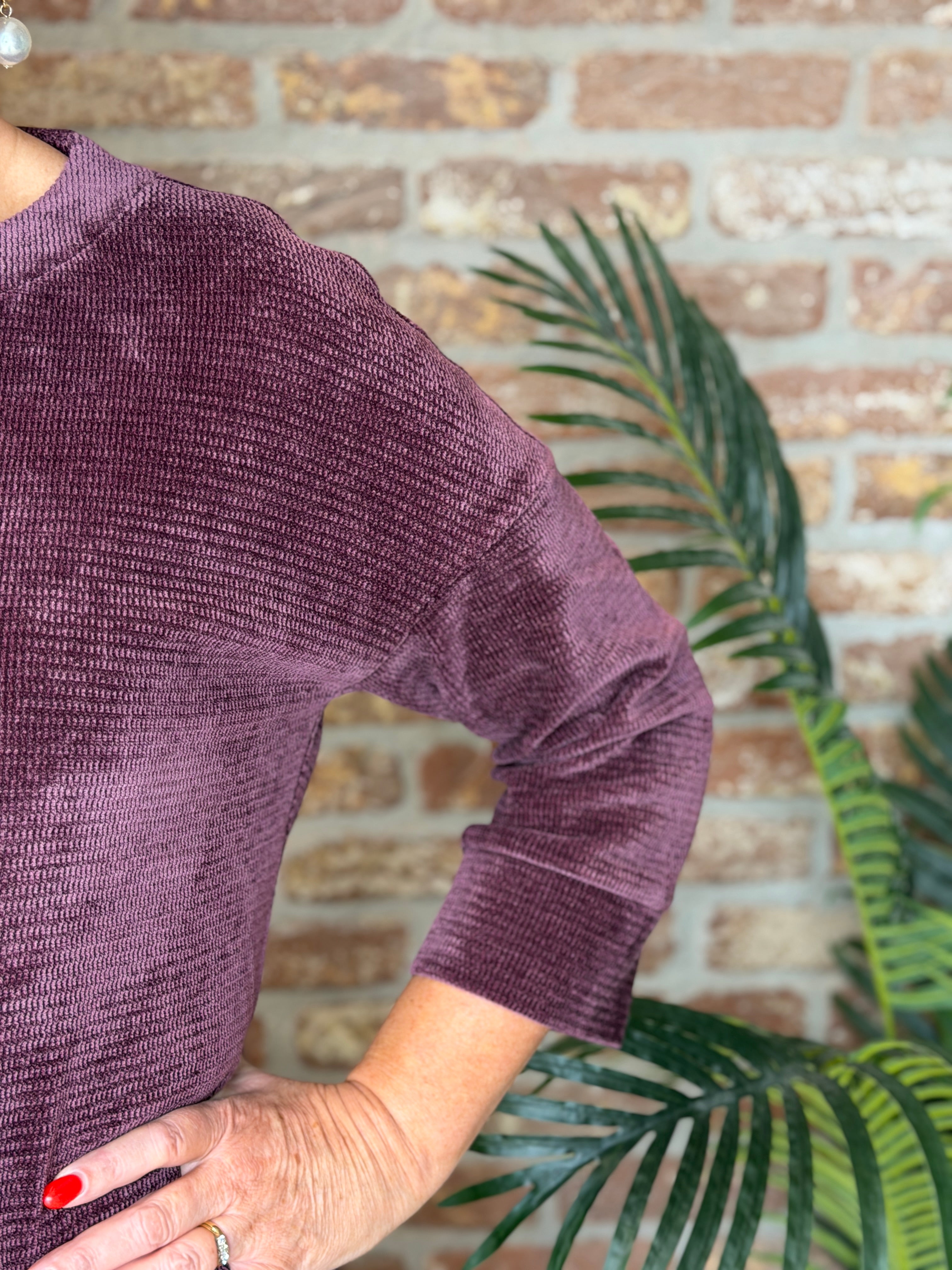 Cosy funnel neck pullover in rustic rouge