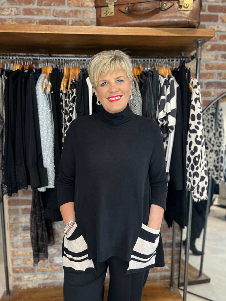 Peruzzi Stripe Pocket Fleece In Black