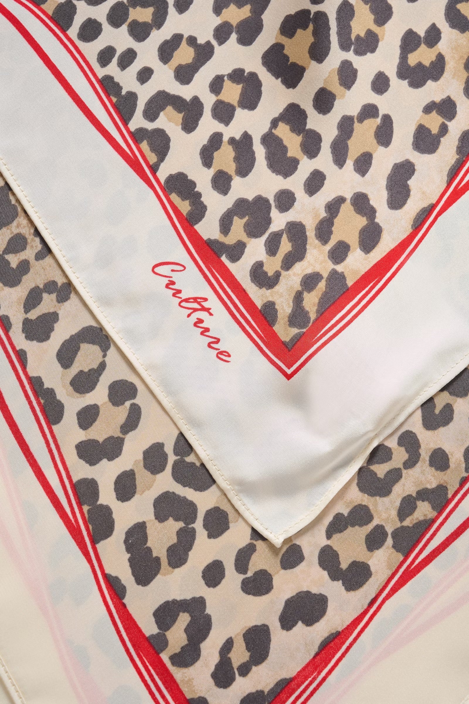 Culture Cubanda Scarf In Leopard