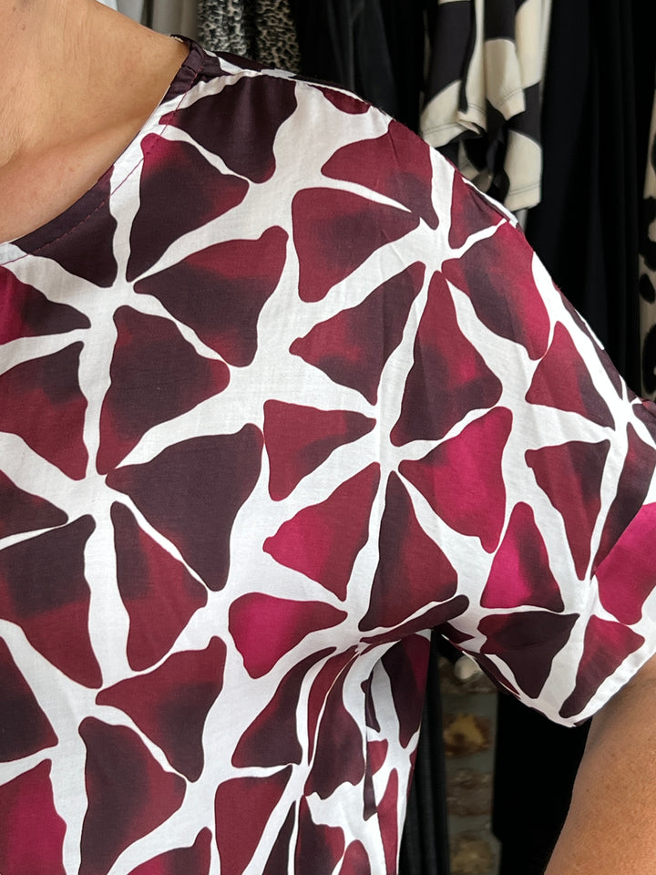 Deck By Decollage Printed Blouse In Mulberry