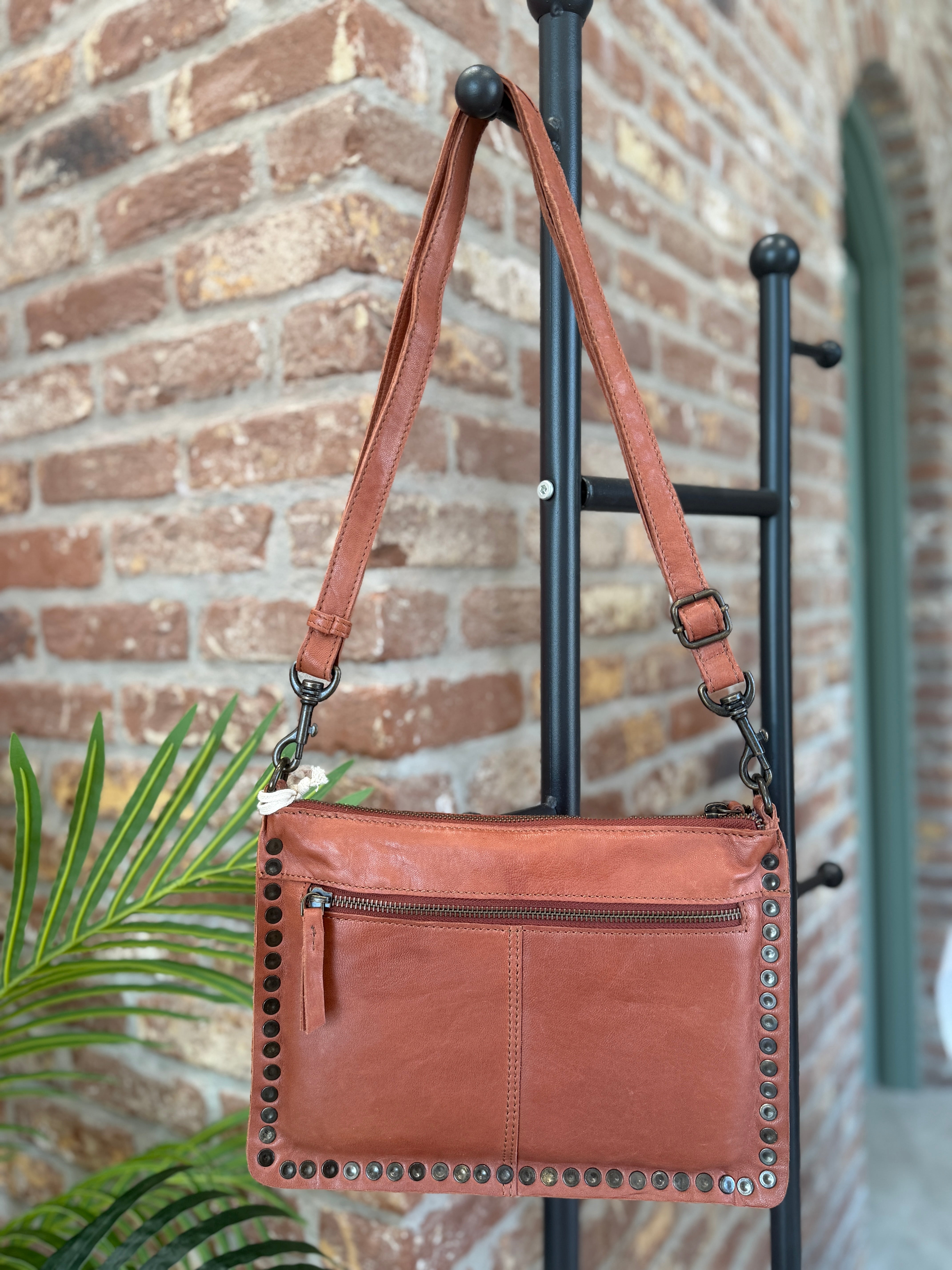 BIBA leather Portland Crossbody bag in Tan