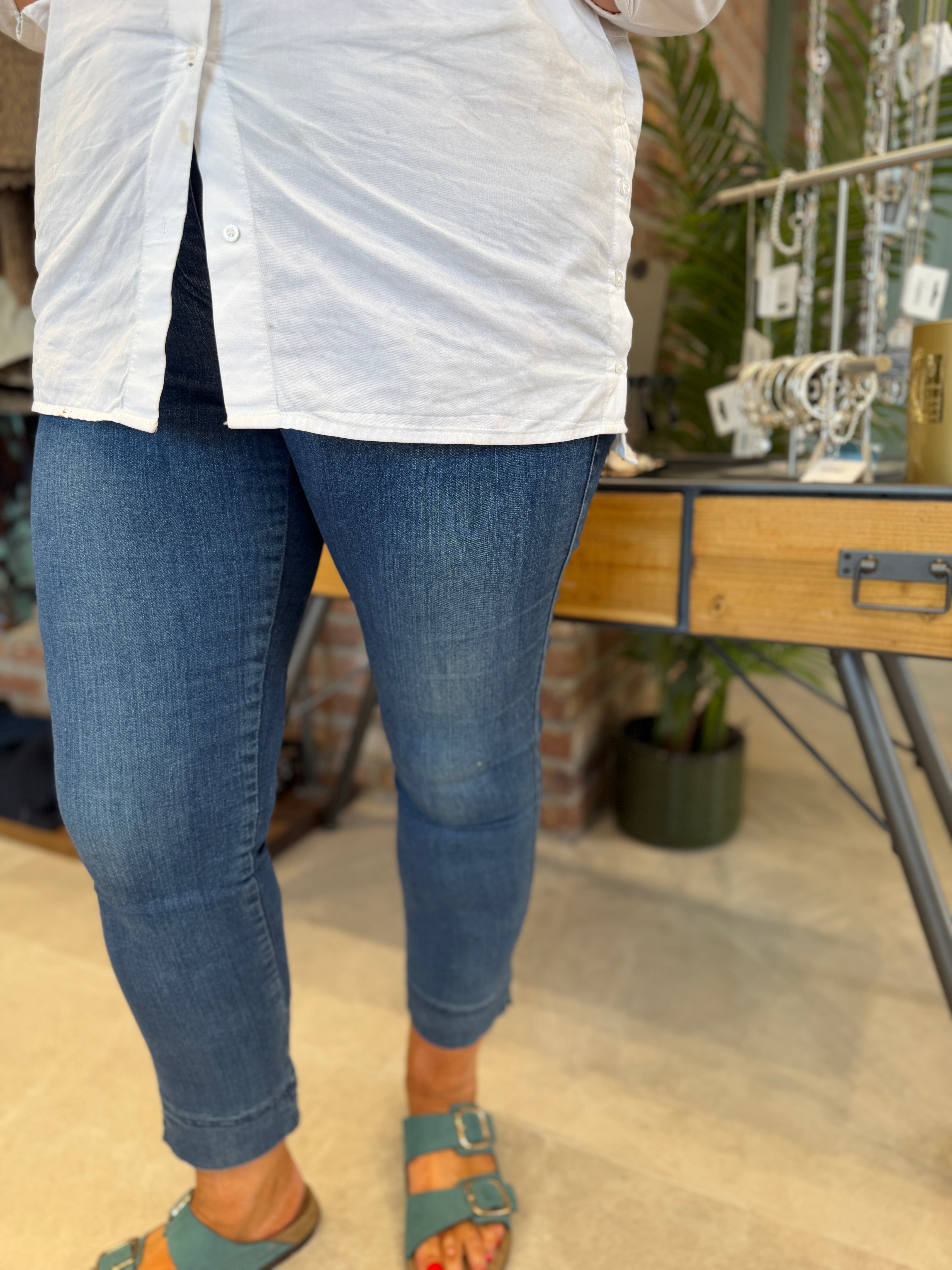 Stehmann Igor Pull on 6/8 Jeans In light blue