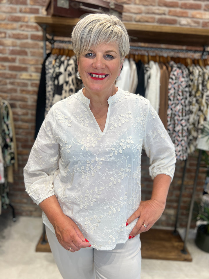 Culture Cunedia Blouse In Whitecap