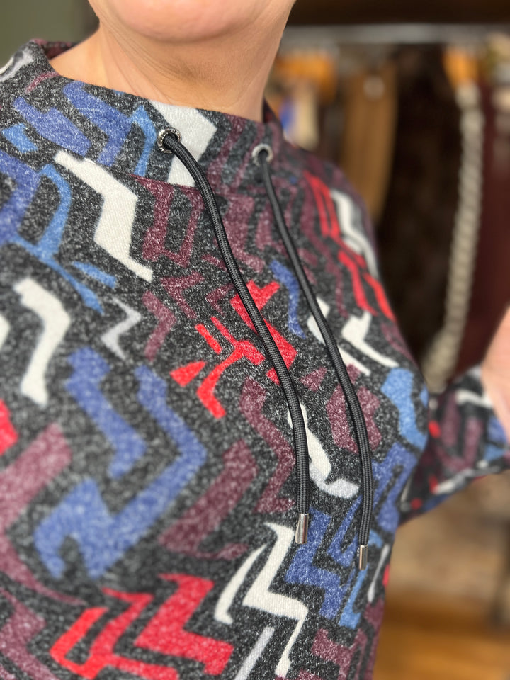 Cecil Funnel Neck Sweatshirt In Black Multi