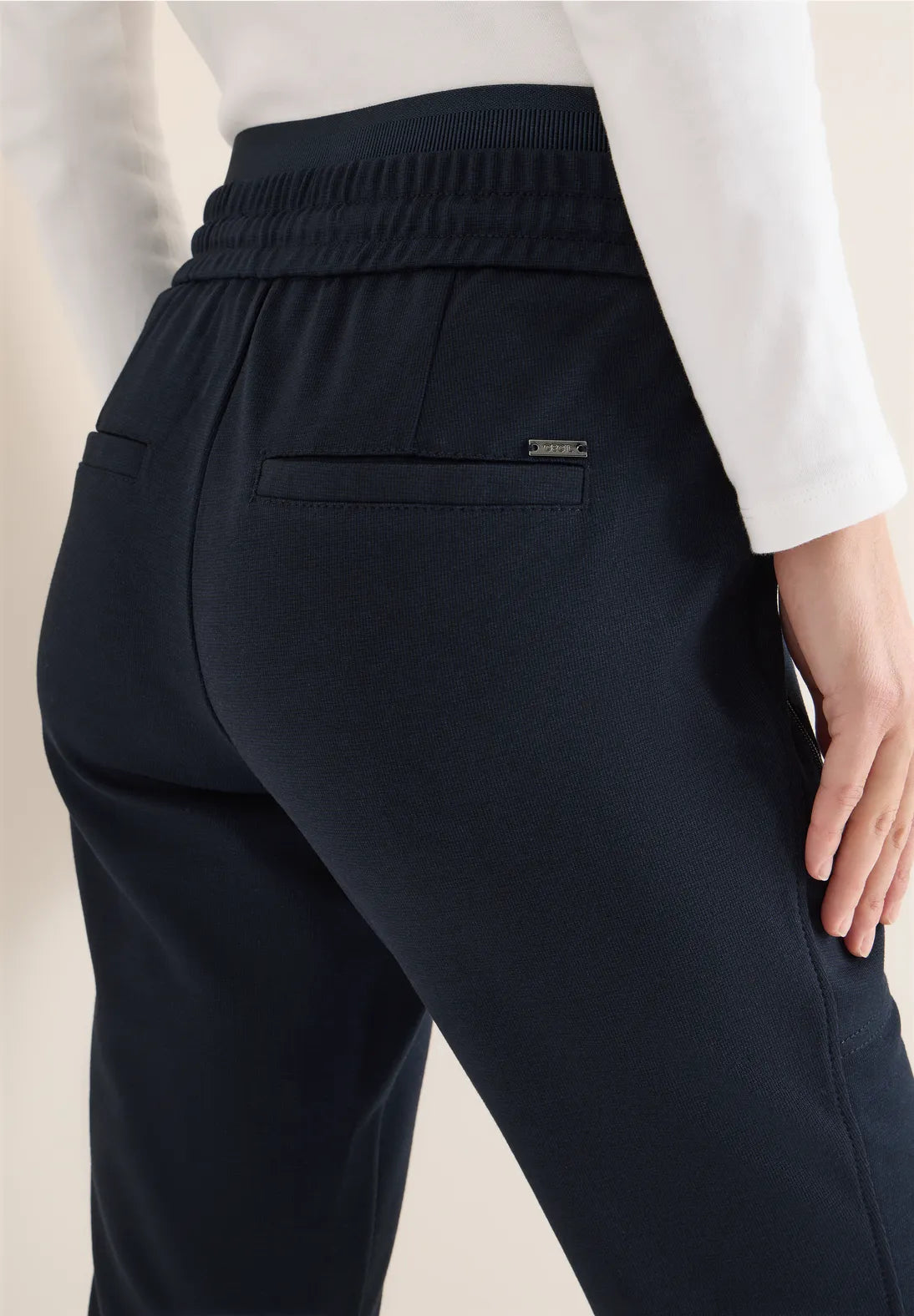 Cecil Tracey Trousers In Navy
