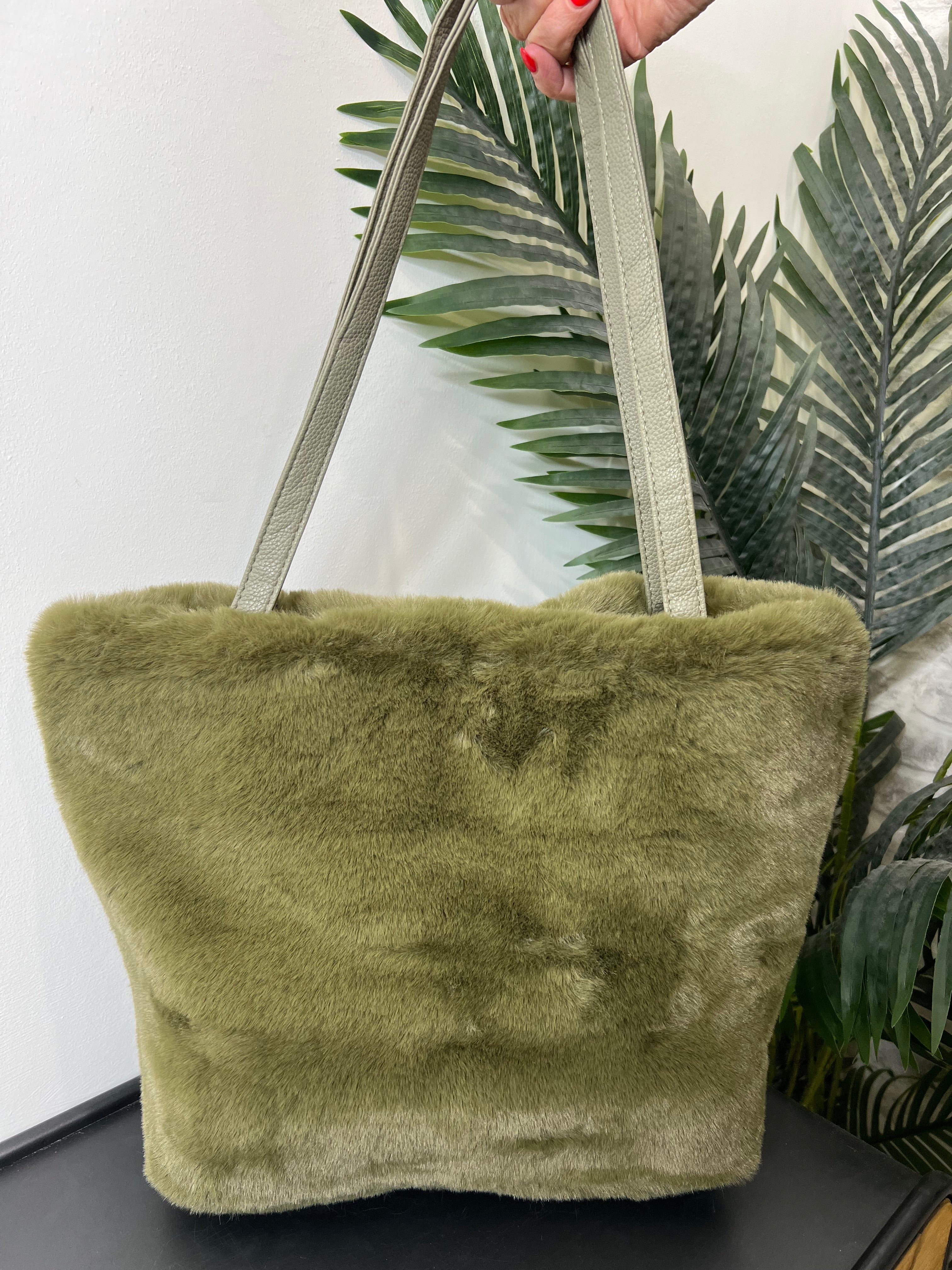 Olivia Tote Faux Fur Bag in Olive