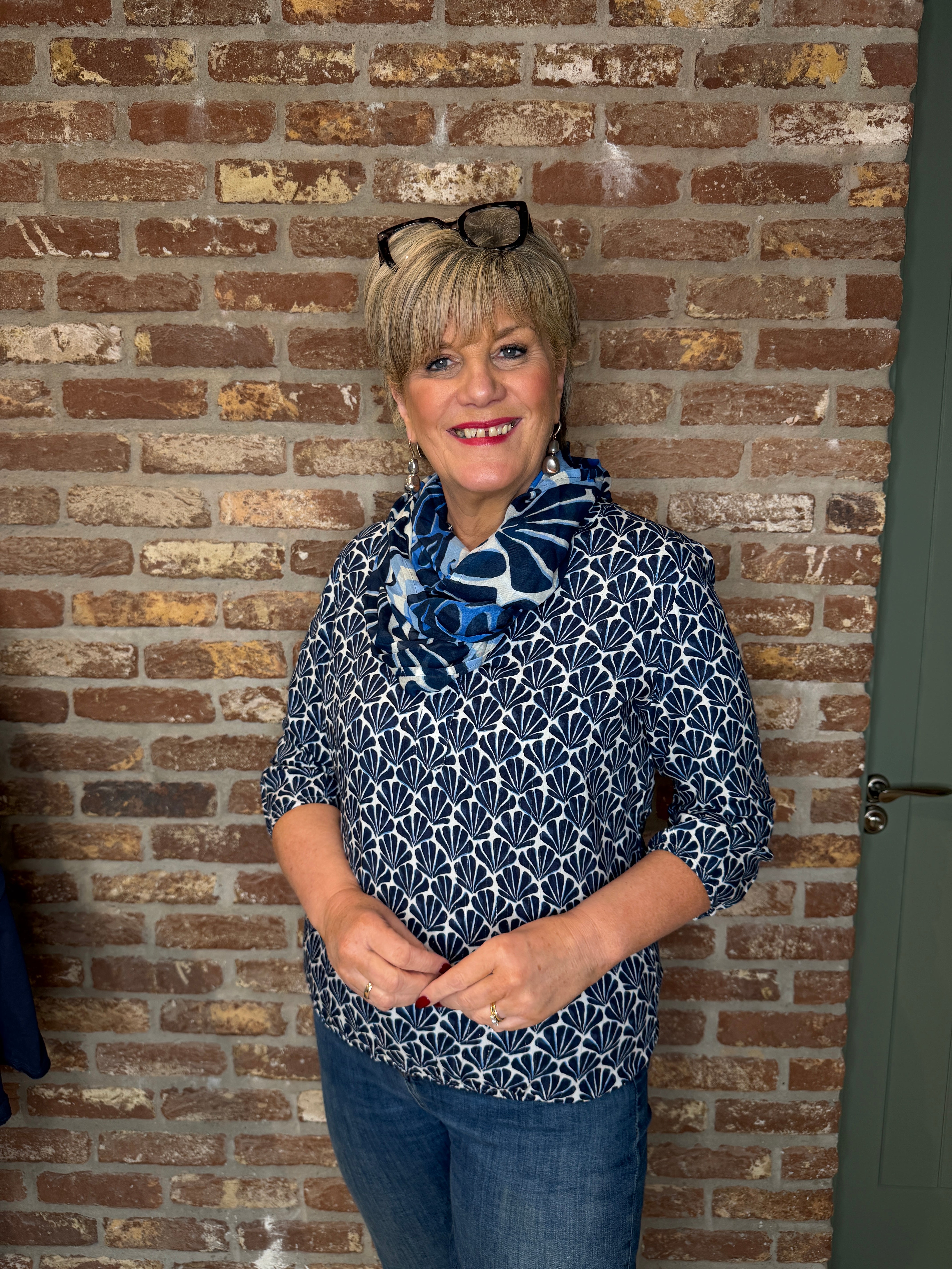 Cecil v-neck print Blouse In Universal Blue