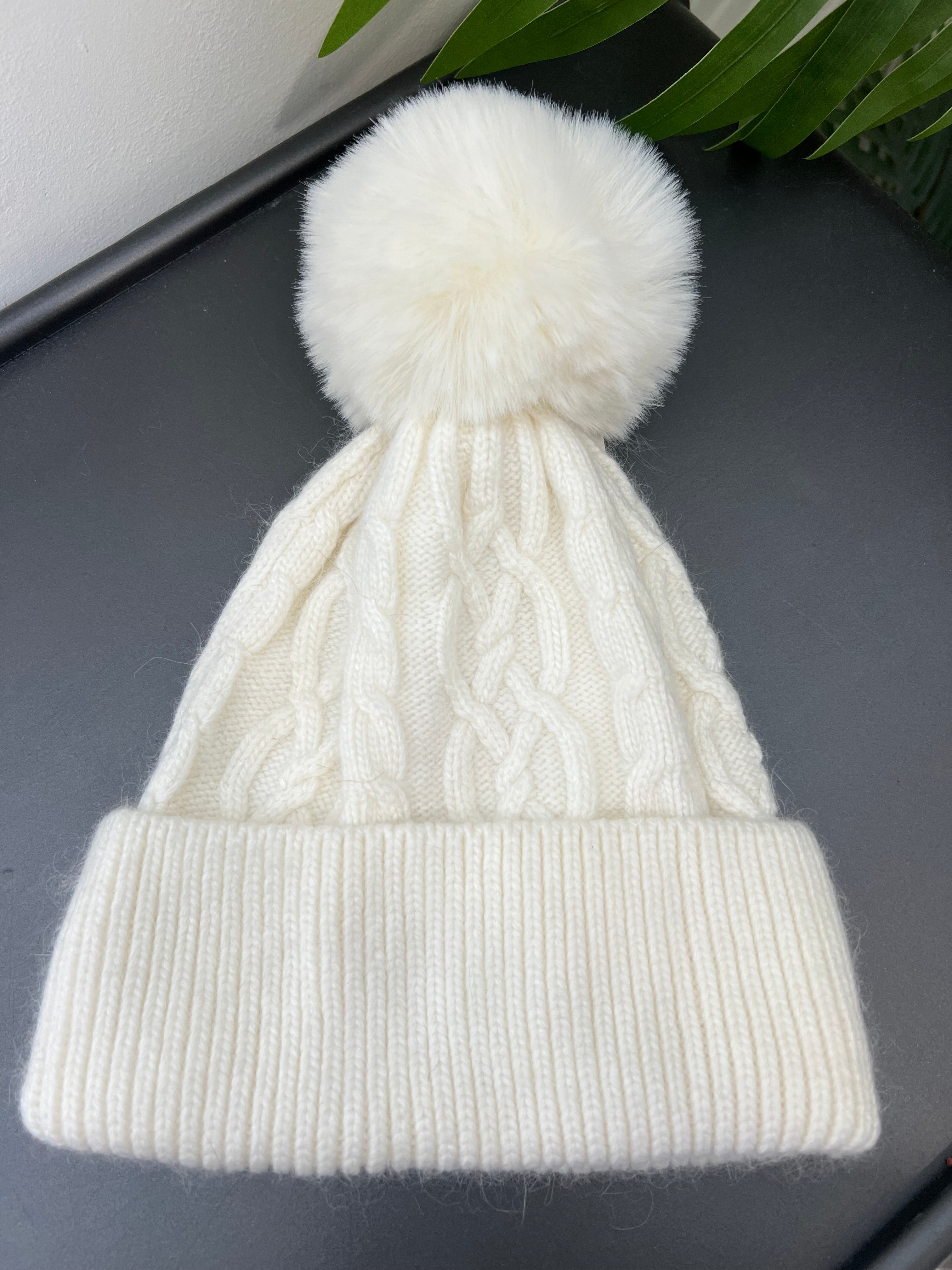 Olivia Cable Knitted beanie in Winter white