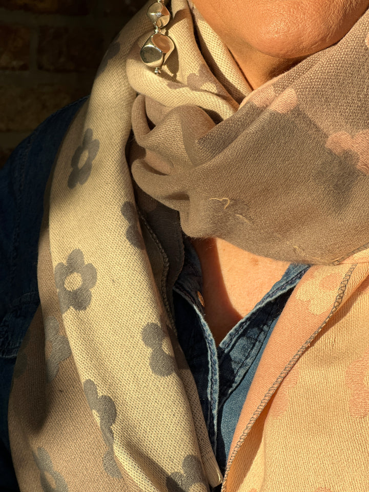 Sophie Little Flowers Scarf In Pink Multi