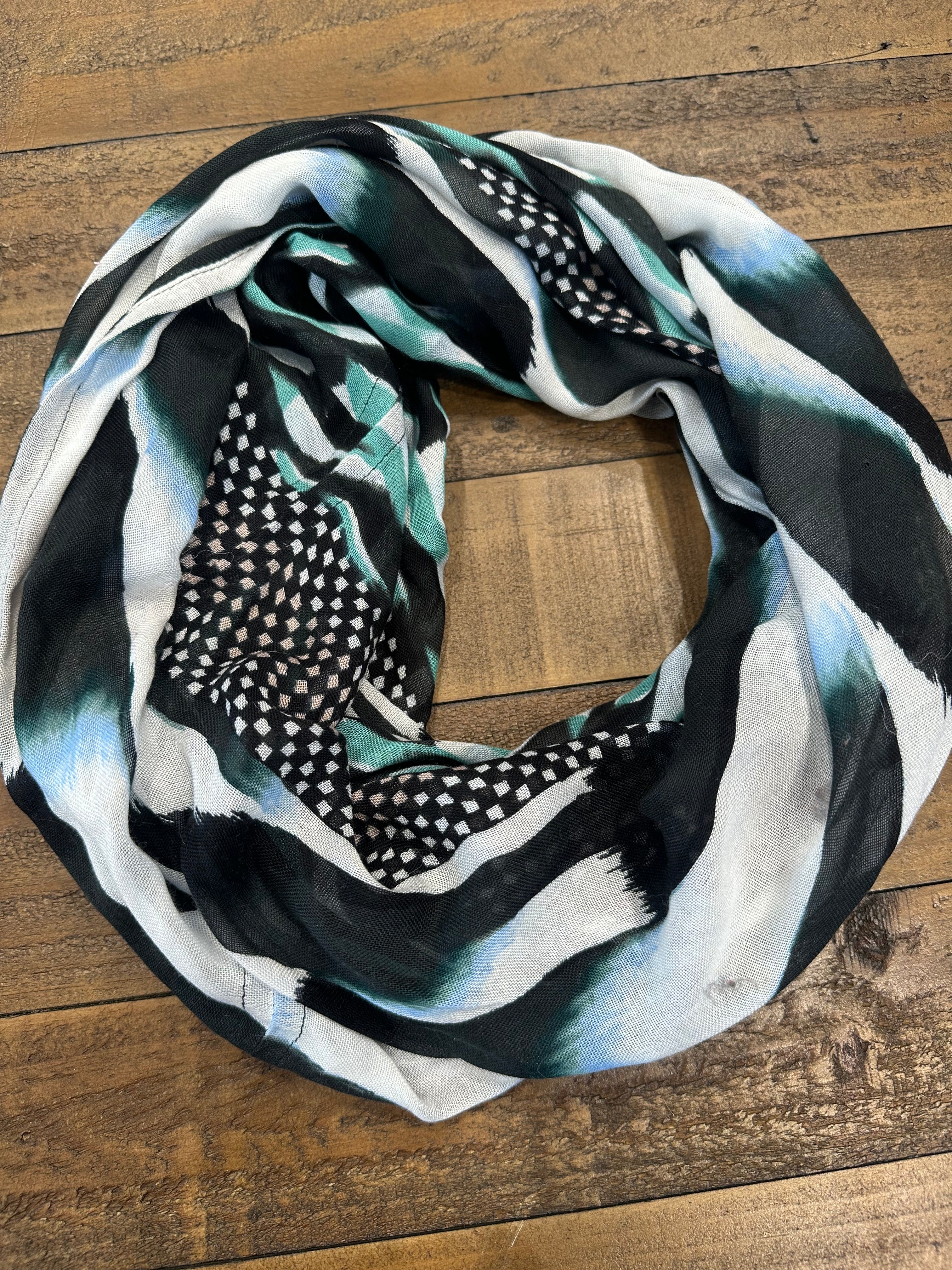 Street One Colour Print Snood In Multi