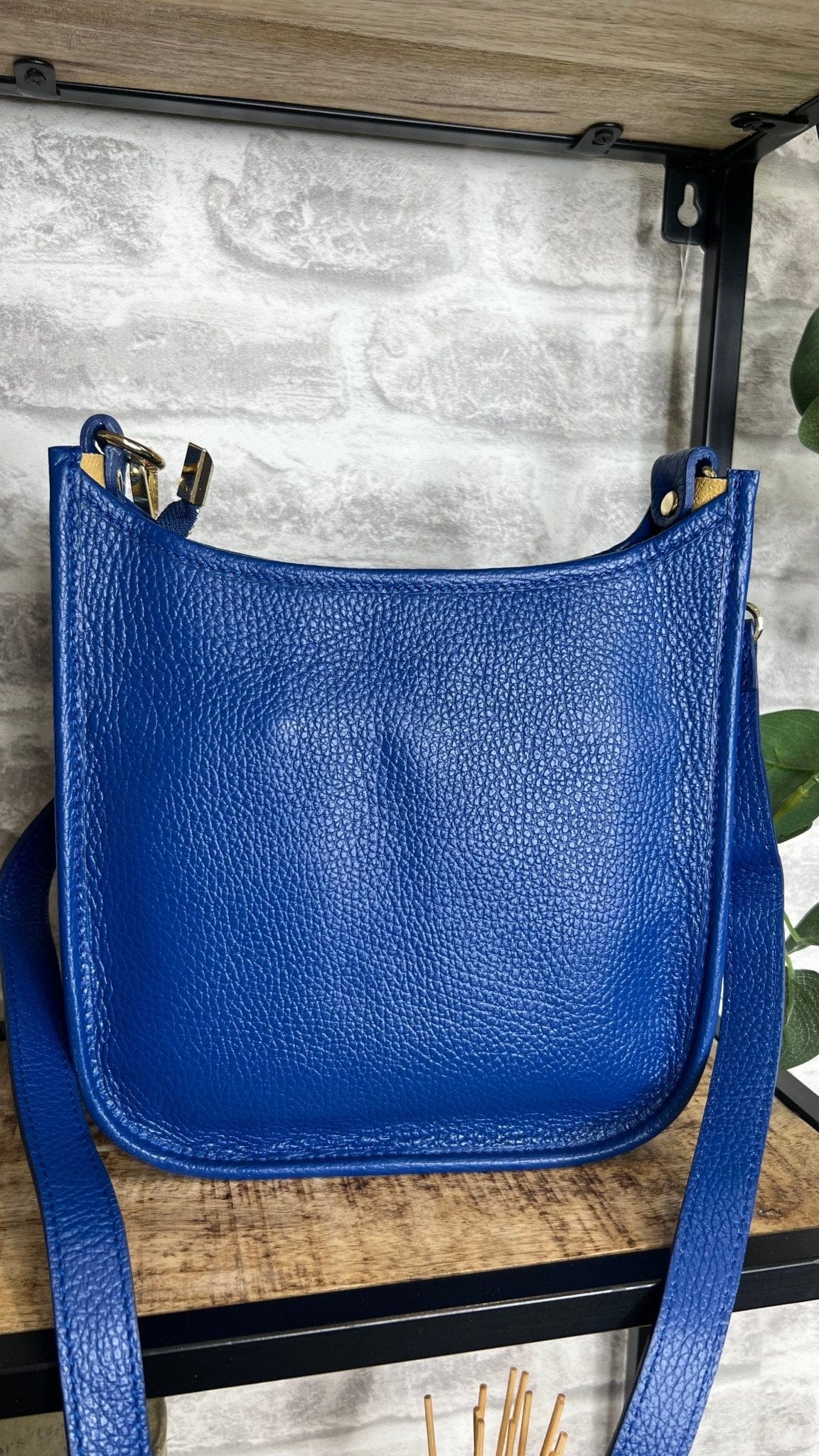 Alice Leather Medium Crossbody Bag - Crabtree Cottage