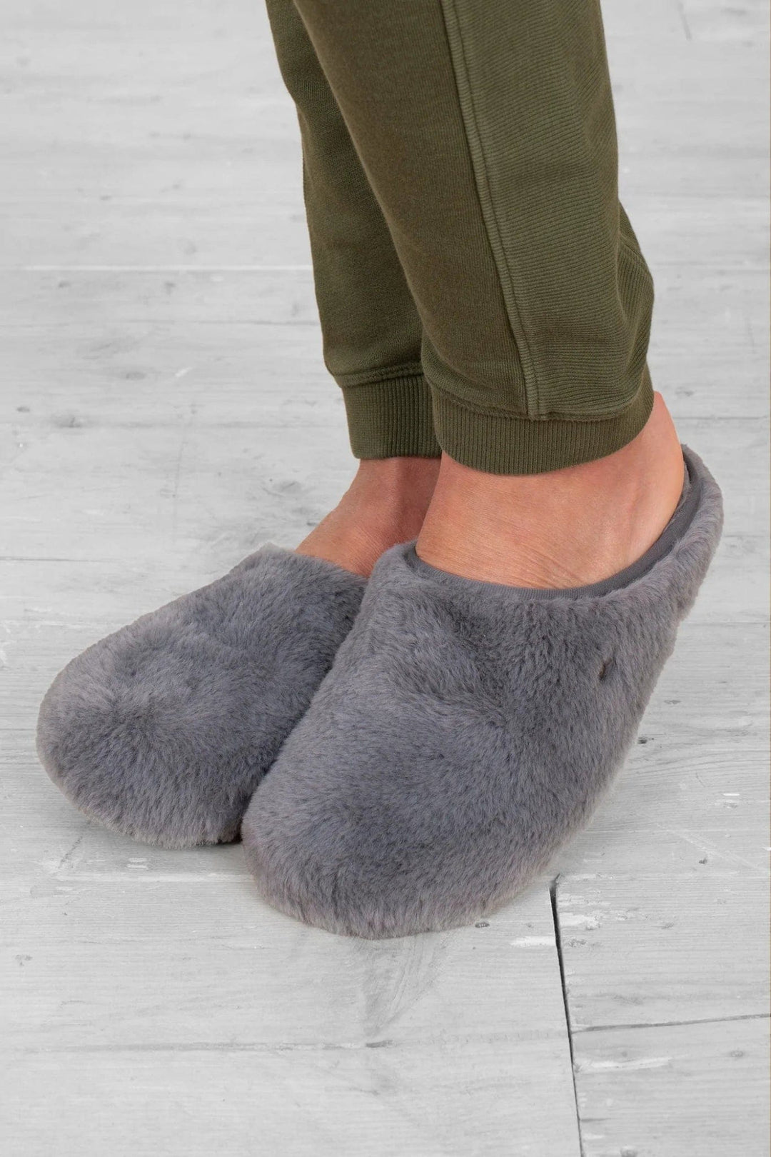 Brakeburn fluffy Slip on slippers in grey - Crabtree Cottage