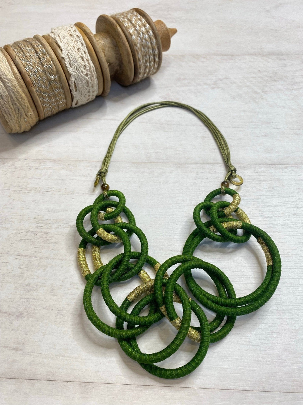 Nouvelle Green & Gold Ring Necklace - Crabtree Cottage