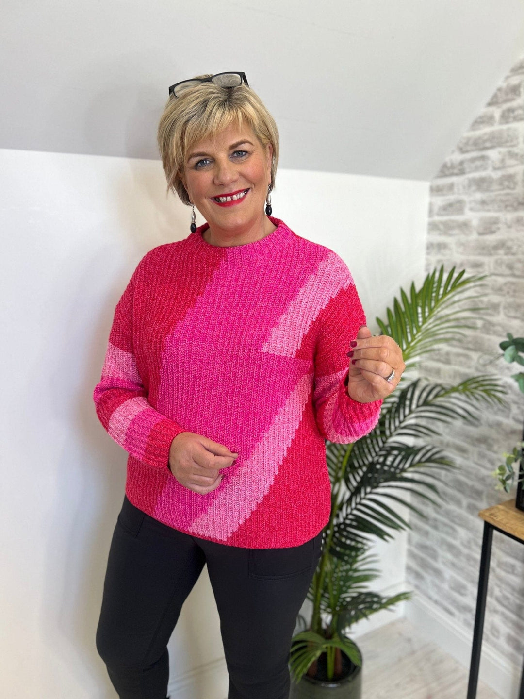 Oui Block Line Knitted Jumper In Red & Coral - Crabtree Cottage