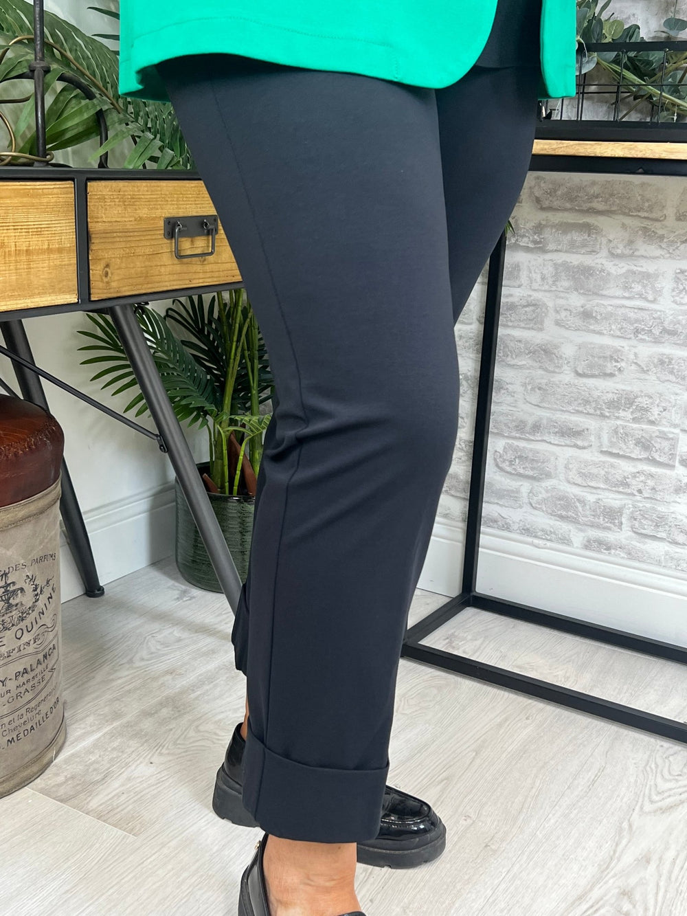 Peruzzi Cotton Turn Up Trousers In Black - Crabtree Cottage