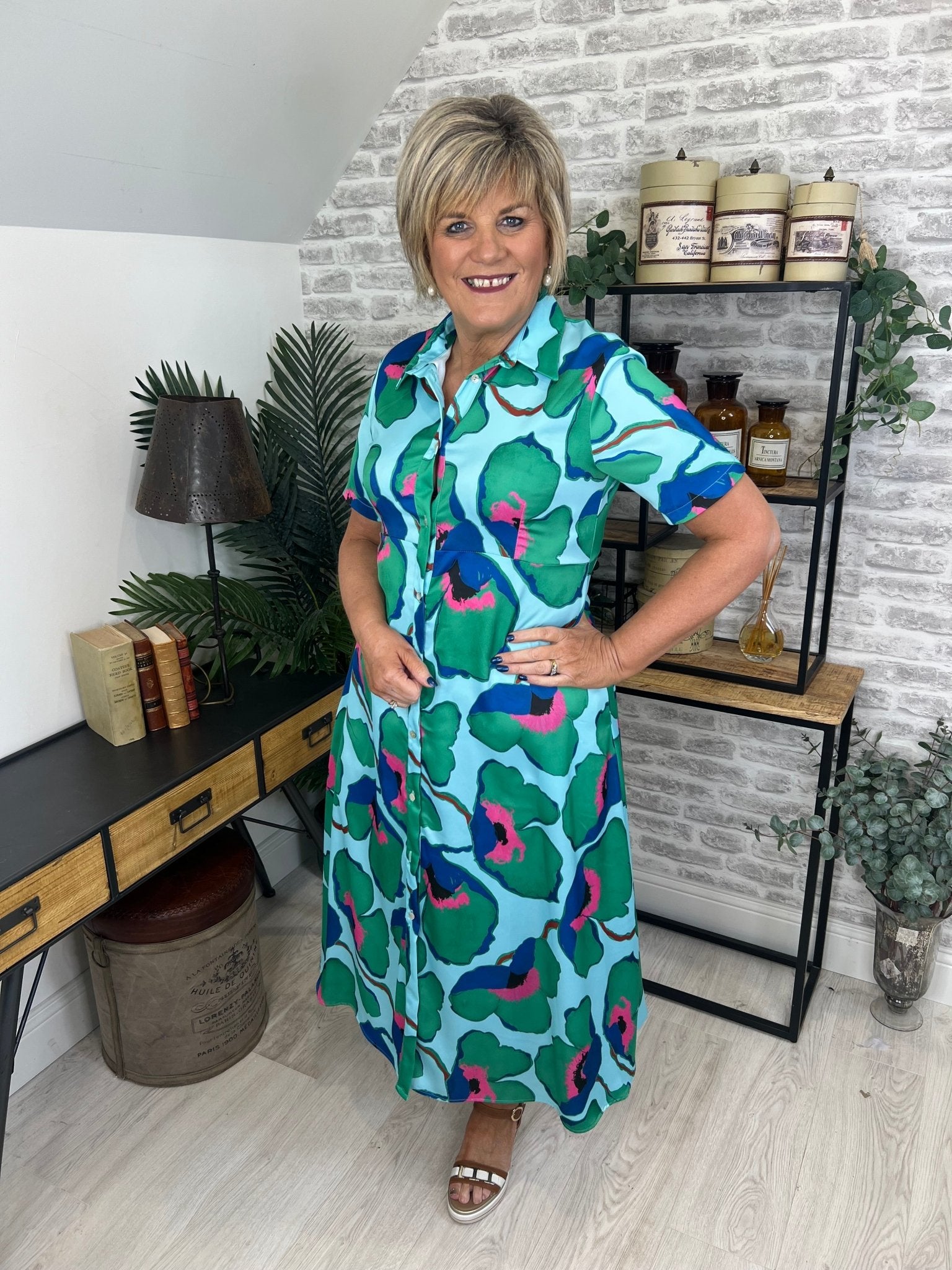 Peruzzi Floral Print Button Dress In Aqua - Crabtree Cottage