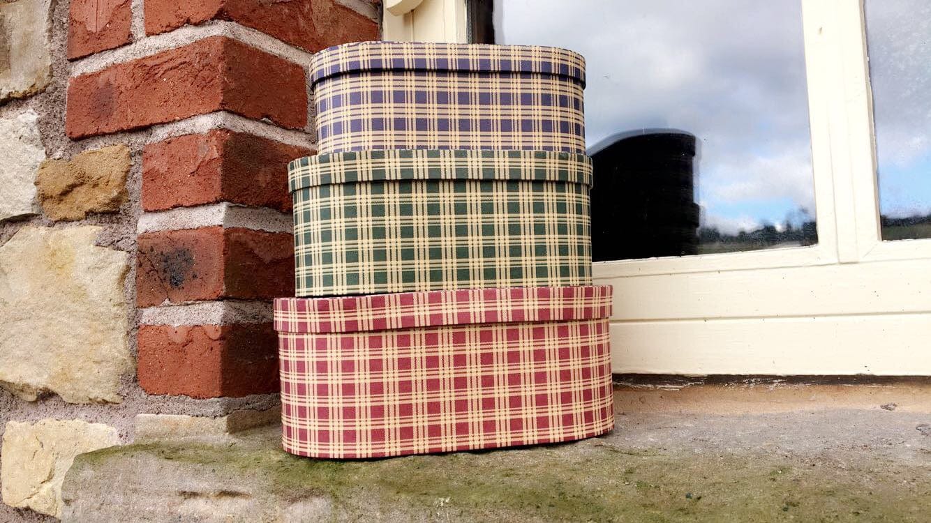 Set Of 3 Country Oval Boxes - Crabtree Cottage