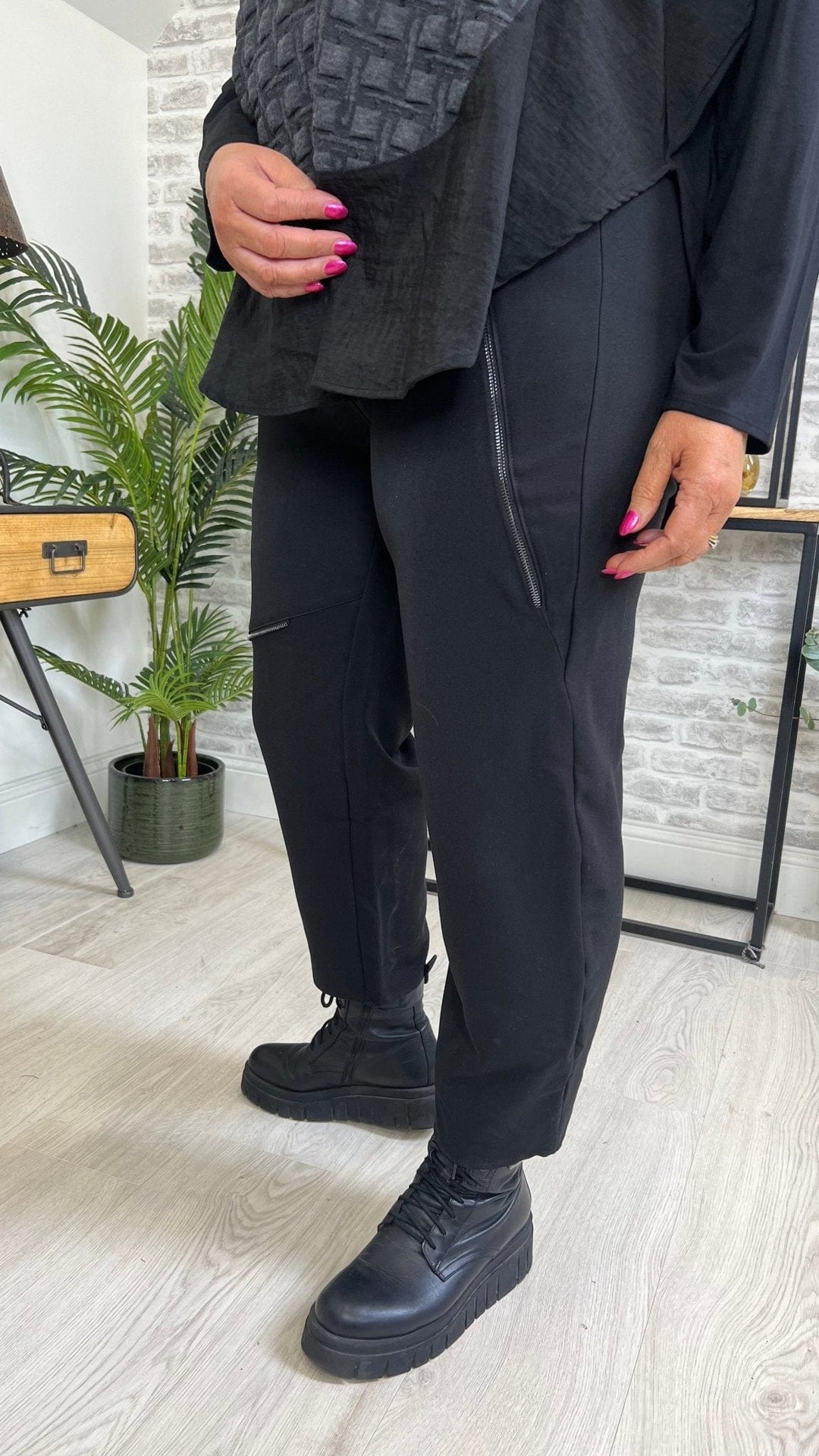 Seva Side Zip Trousers In & Black - Crabtree Cottage