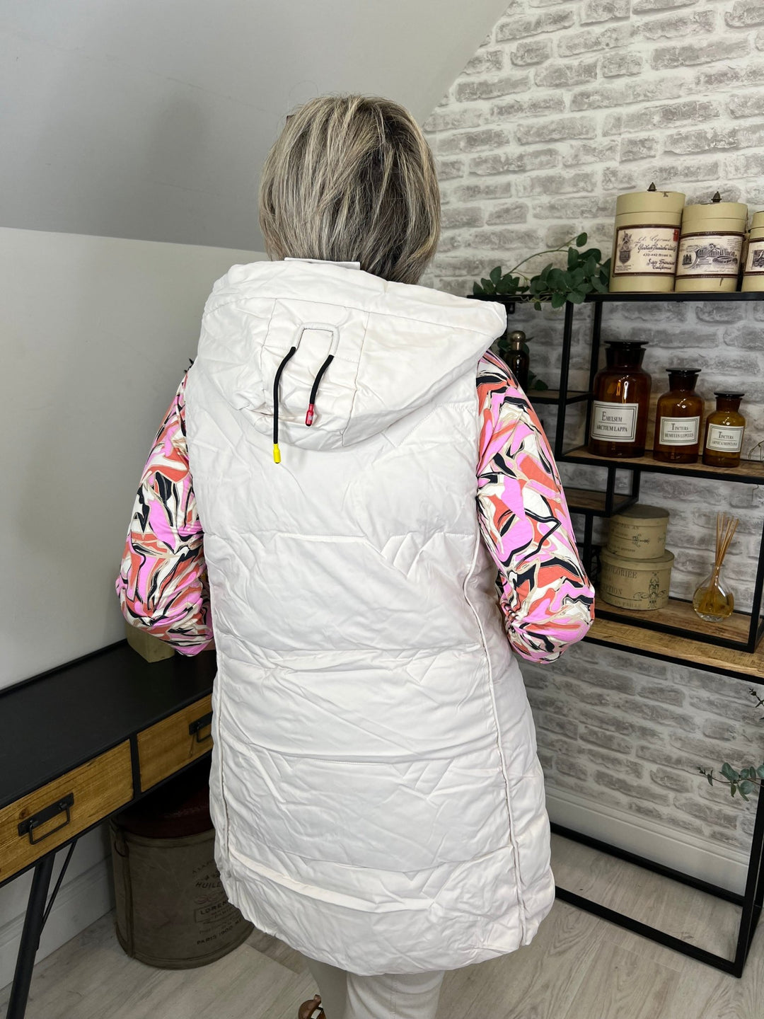 Sophie Quilted Gilet In Cream - Crabtree Cottage