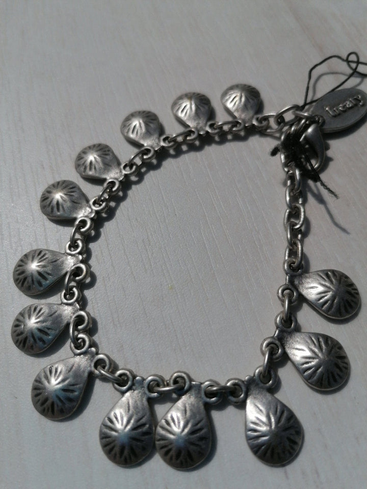 treaty piper bracelet £14.99 now £7.49 - Crabtree Cottage